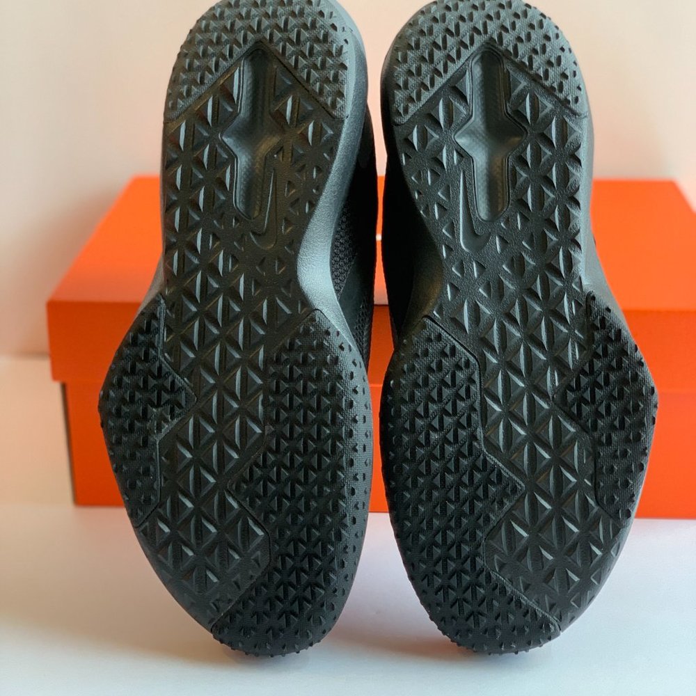 NIKE RETALIATION TR2 - Picture 6 of 11